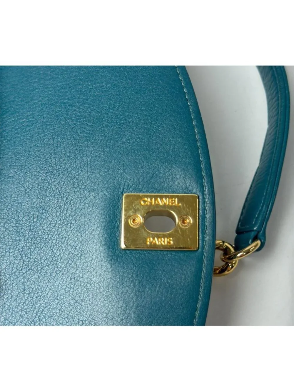 Chanel Quilted Chain Shoulder Bag